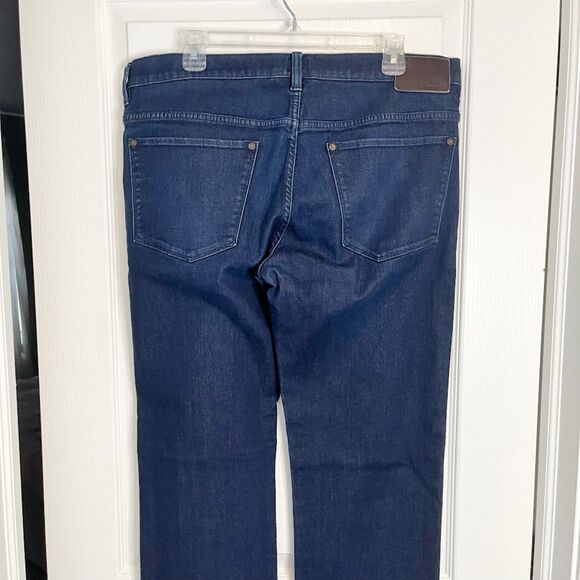 Boss by Hugo Boss Freedom of Movement 040 Stretch Relaxed Hi Rise Pocket Jeans - Picture 7 of 12